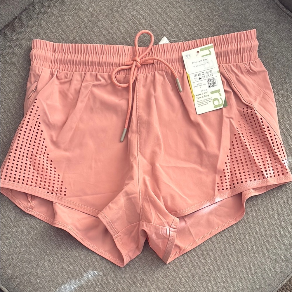 HALARA NWT MEDIUM Peach Athletic Shorts